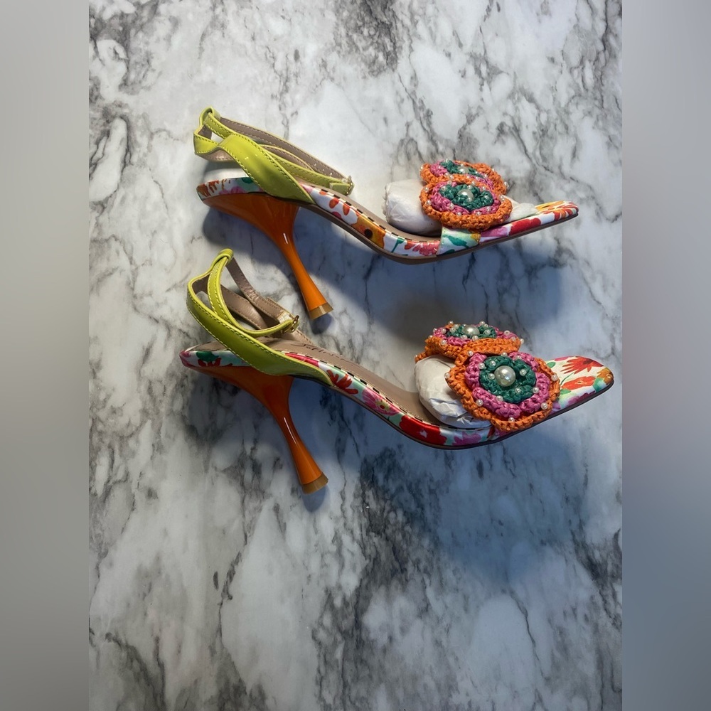 New Betsey Johnson Women Ainsleyy Heeled Sandal - Picture 8 of 12
